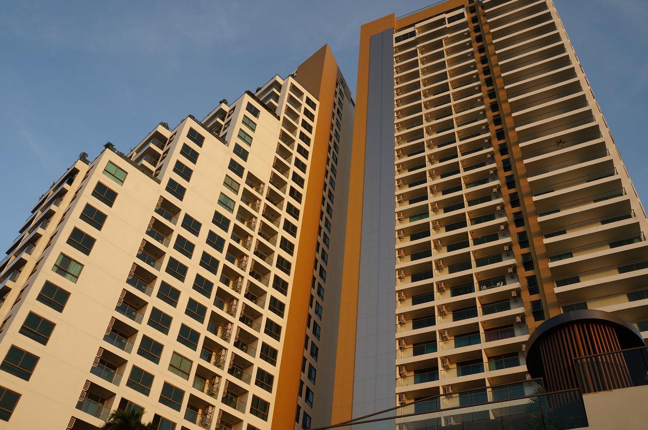 Stylish Studio In Peak Towers Pattaya Extérieur photo