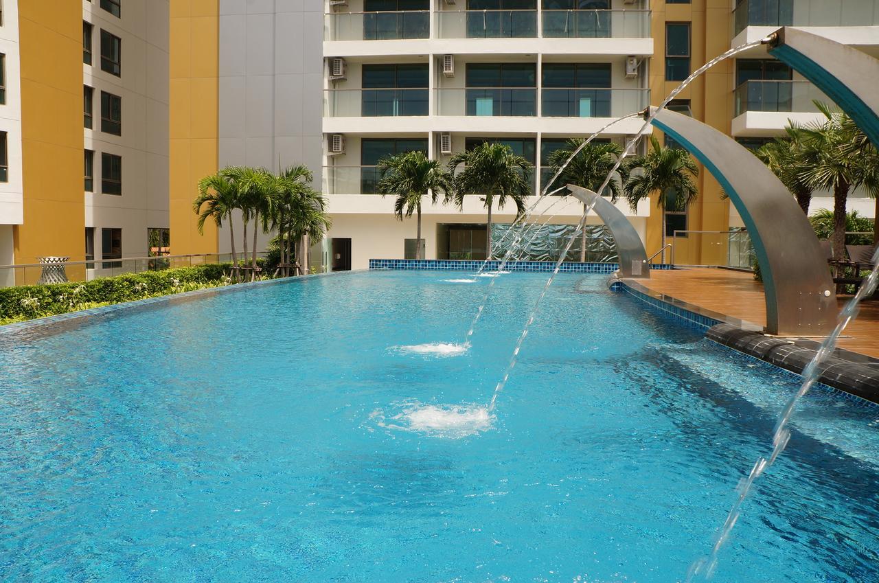 Stylish Studio In Peak Towers Pattaya Extérieur photo