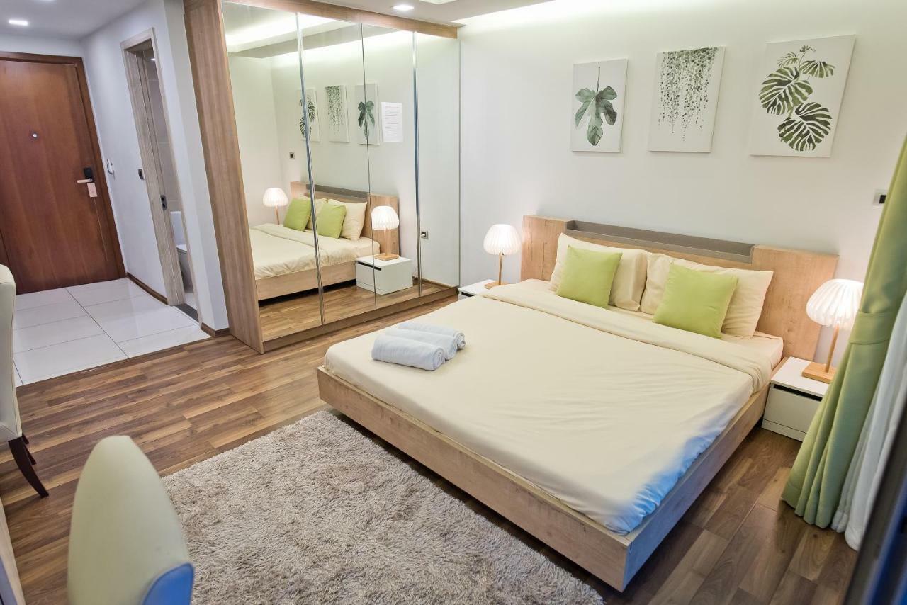 Stylish Studio In Peak Towers Pattaya Extérieur photo